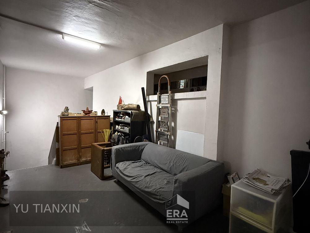 Serious Seller, Priced to Move! 4 Room Corner, High Floor, Convenient!