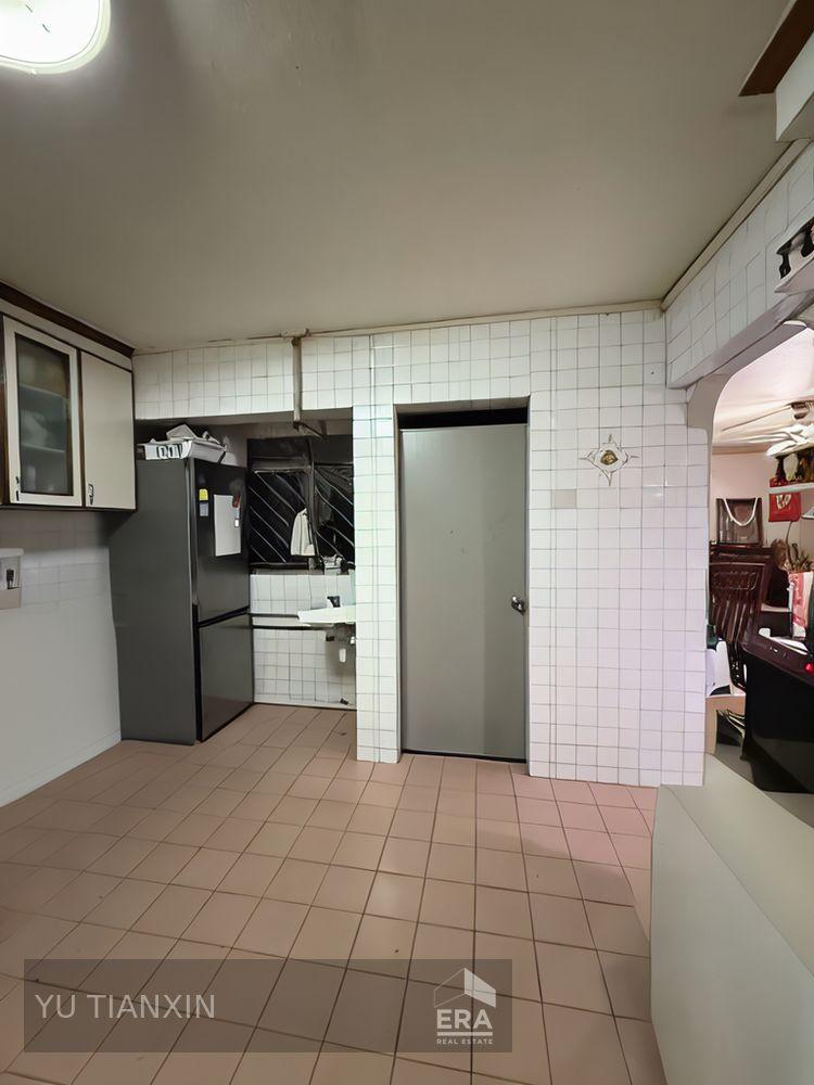 Serious Seller, Priced to Move! 4 Room Corner, High Floor, Convenient!