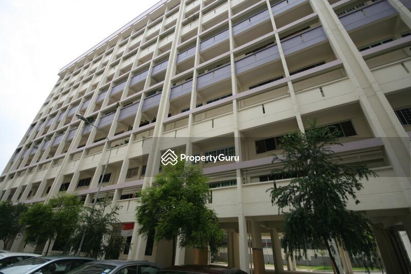 327 Jurong East Street 31