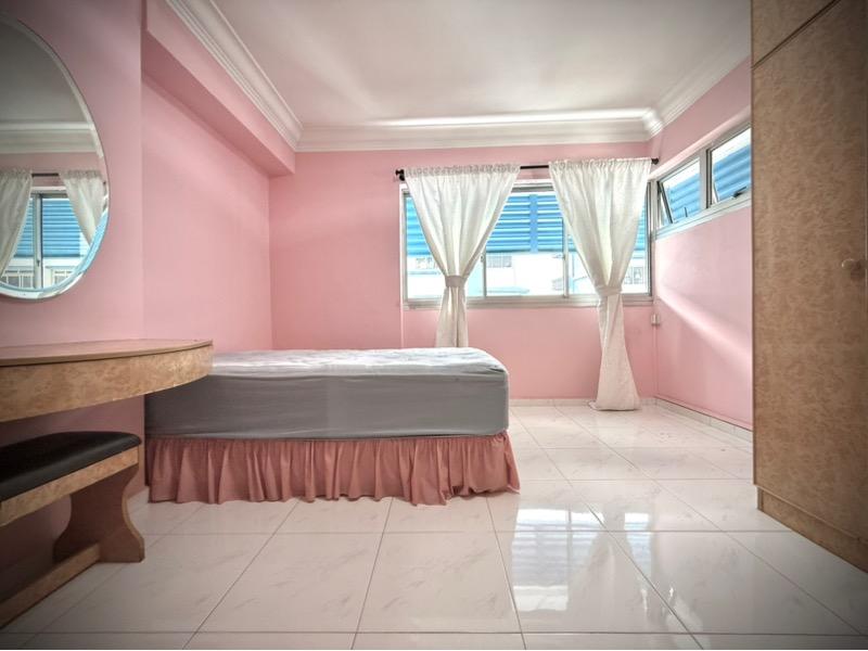 190 Pasir Ris Street 12 HDB Apartment For Sale, $749,999, 3 Bed 2 Bath 1,323 sqft $567.00 psf