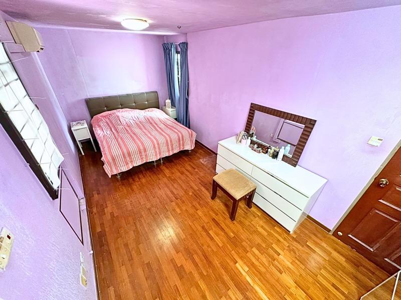 678D Jurong West Street 64 HDB Apartment For Sale, $584,999, 3 Bed 2 Bath 1,184 sqft $494.00 psf