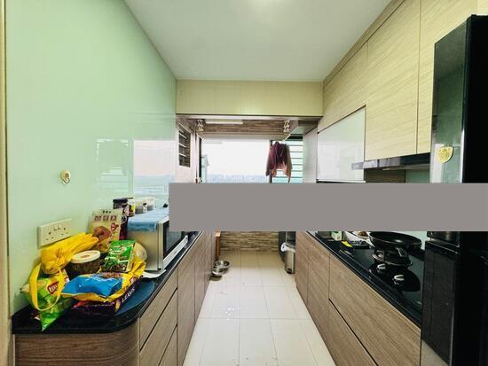 HDB Apartment for Sale: Jurong, D22, 600057