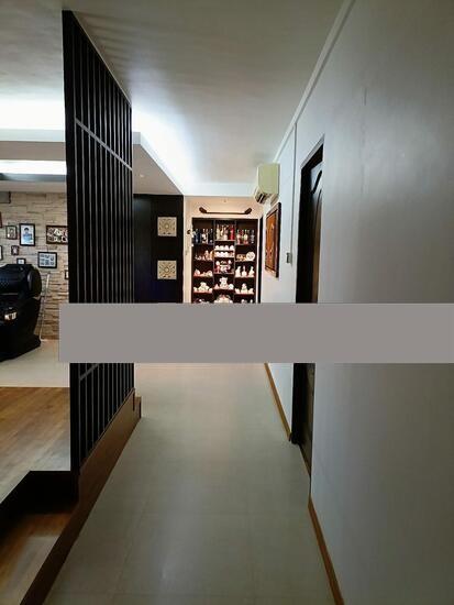 669C Jurong West Street 64 HDB Apartment For Sale, $809,000, 3 Bed 2 Bath 1,399 sqft $578.00 psf