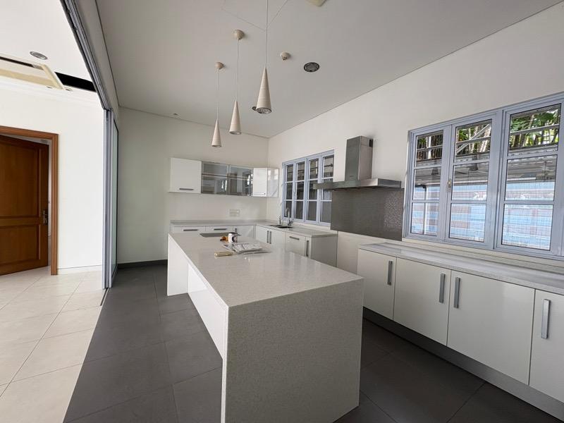 MELROSE DRIVE Detached House For Sale, $7,500,000, 5 Bed 6 Bath 6,000 sqft $1,422.00 psf