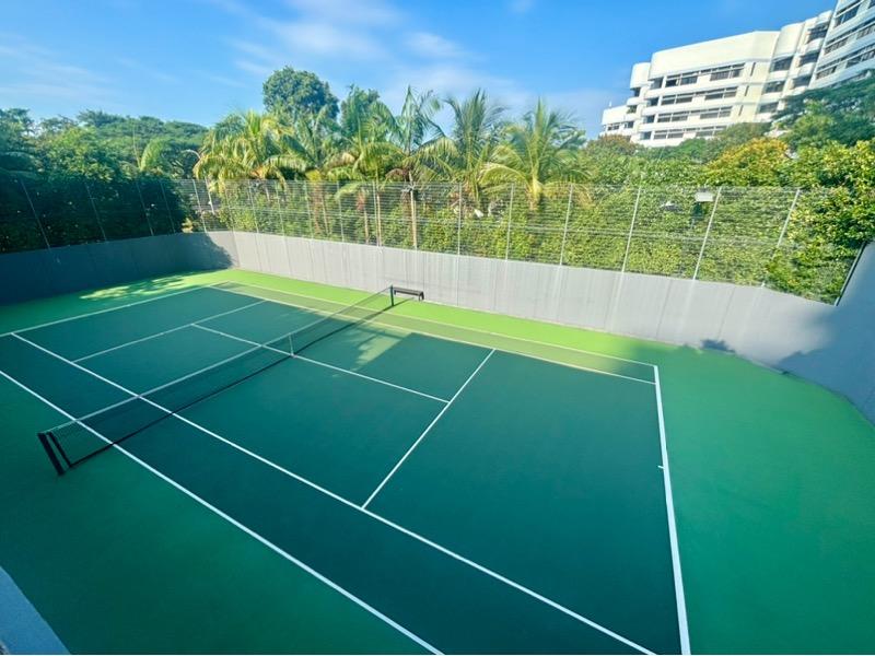 Seaside Residences Apartment For Sale, $2,450,000, 3 Bed 2 Bath 1,023 sqft $2,395.00 psf