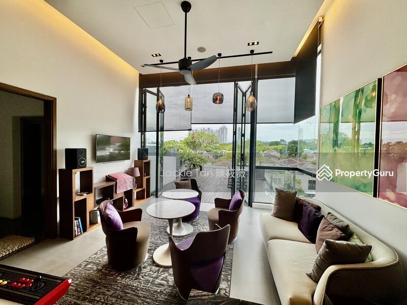 Must View, 9247 Sqft of Luxury Living