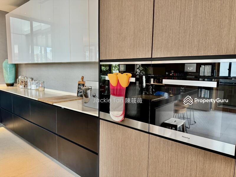 Must View, 9247 Sqft of Luxury Living