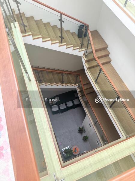 Rare Spacious Inter-Terrace  6 Generous Bedrooms