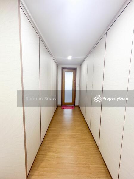 Rare Spacious Inter-Terrace  6 Generous Bedrooms