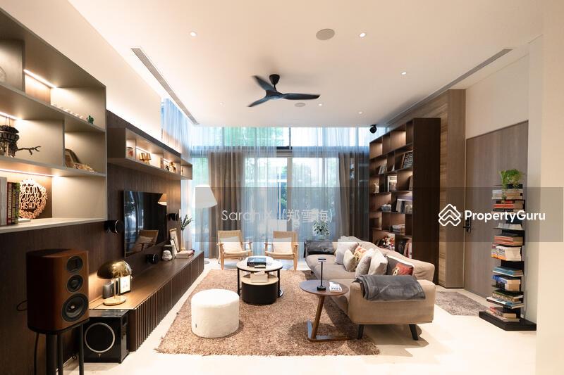Prop-GPT: Condominium - Cluster House: D10 Holland Palms @ Sixth Avenue