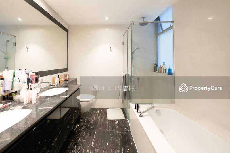 Condominium - Cluster House for Sale: Holland, D10, 276679
