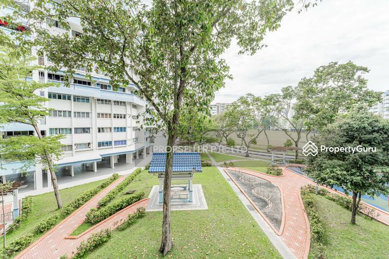 HDB Flat for Sale: Tampines, D18, 520276