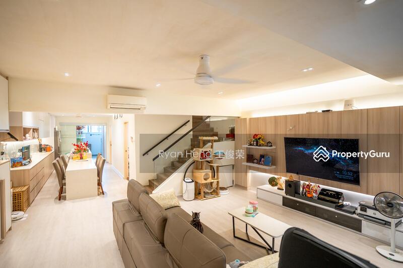 Prop-GPT: Terrace: D19  Open House-Fully Renovated 5-Bedroom Move-In Ready- Viewing this Week