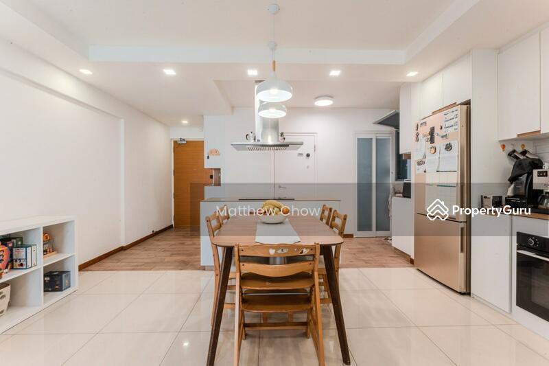 HDB Flat for Sale: Simei, D18, 521167