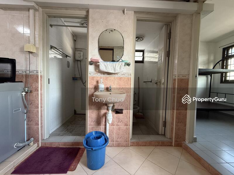 HDB Flat for Sale: Geylang, D14, 380011