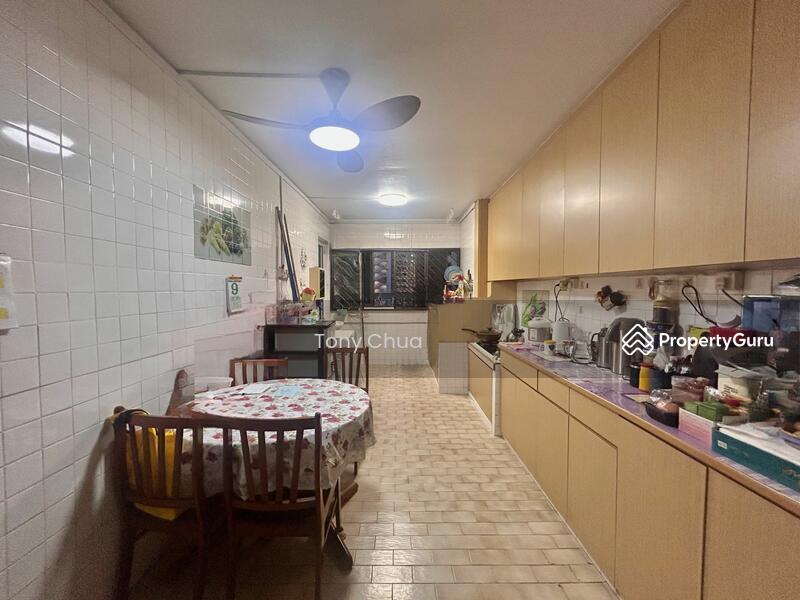 210 Bukit Batok Street 21: D23 Bukit Batok HDB Flat | Prop-GPT the AI-Powered Property Guru