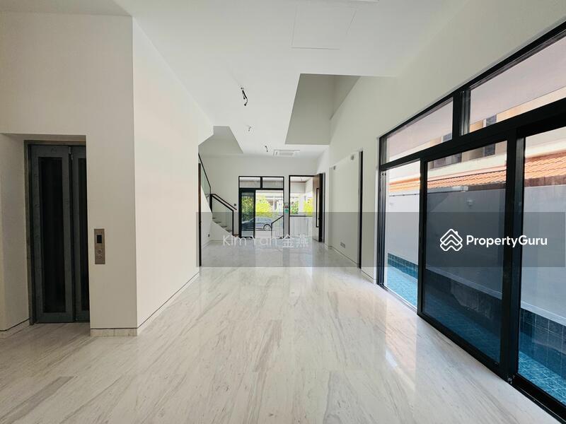 Prop-GPT: Semi-Detached: D14  Brand New & Freehold Semi-D, 4 levels with Lift, Swimming Pool, 6+1 bedrooms