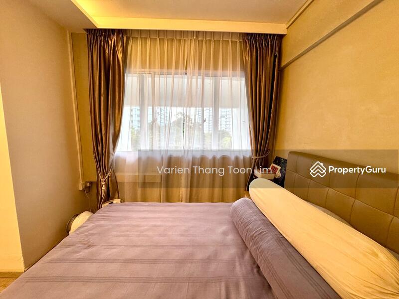 651 Pasir Ris Drive 10