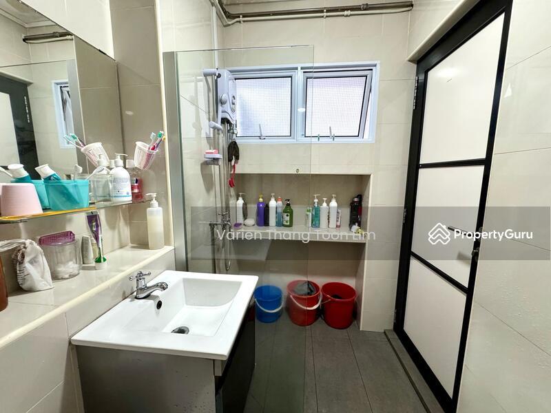 651 Pasir Ris Drive 10