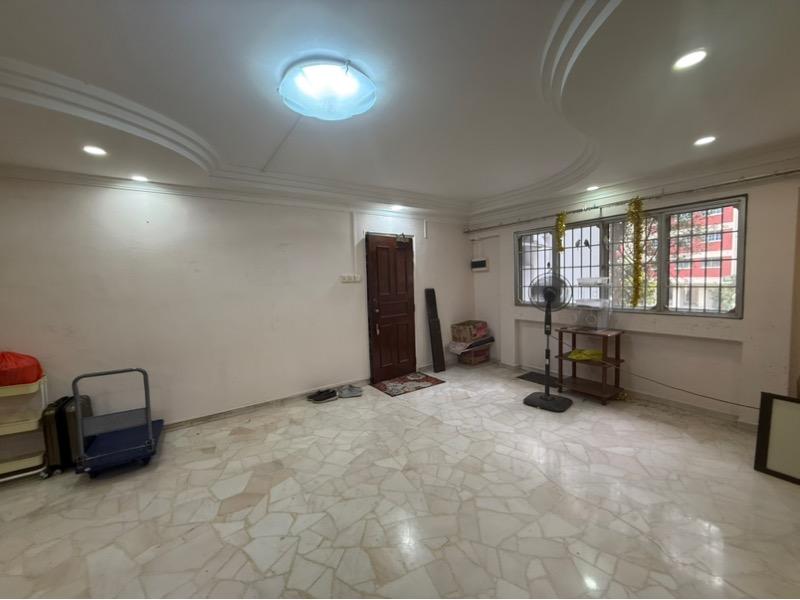 Prop-GPT: HDB Apartment: D22 Boon Lay 415 Jurong West Street 42