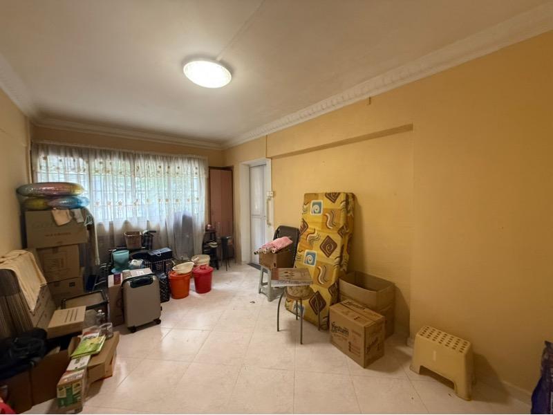 415 Jurong West Street 42 HDB Apartment For Sale, $630,000, 3 Bed 2 Bath 1,431 sqft $440.00 psf