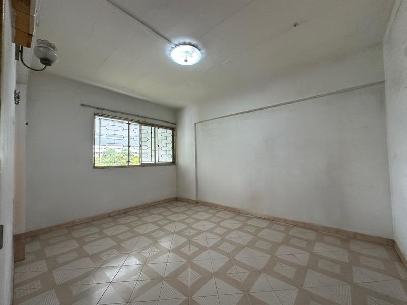 HDB Apartment for Sale: Tampines, D18, 521107