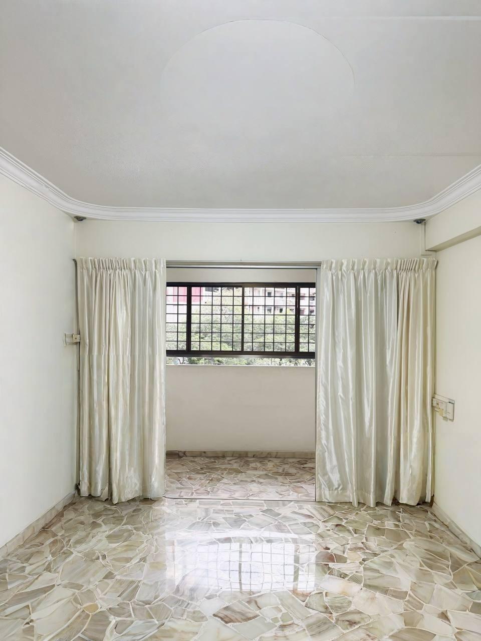 50 Lorong 5 Toa Payoh HDB Apartment For Sale, $880,000, 4 Bed 2 Bath 1,335 sqft $659.00 psf