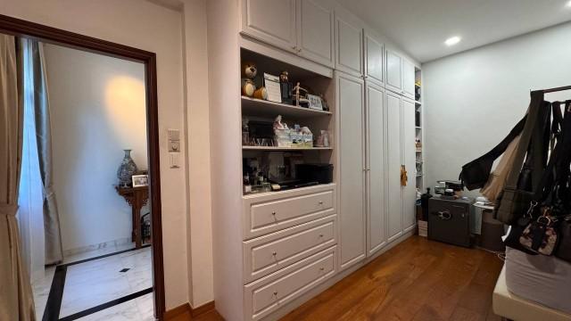 Greenwood Avenue Semi-Detached House For Sale, $8,500,000, 4 Bed 4 Bath 3,200 sqft $3,542.00 psf