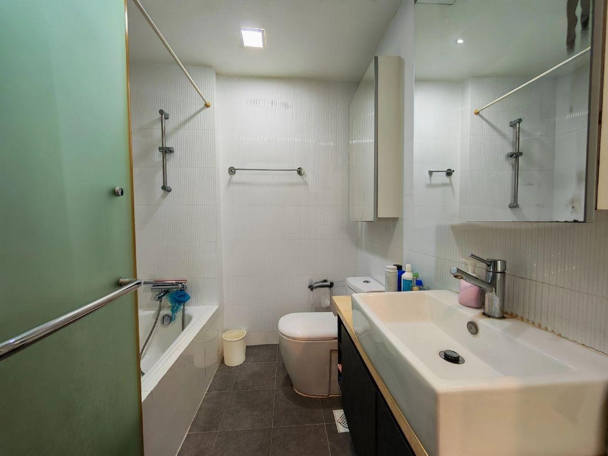 The Stellar Condominium For Sale, $2,470,000, 3 Bed 3 Bath 1,324 sqft $1,866.00 psf