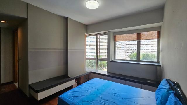 The Serenade @ Holland Condominium For Sale, $2,700,000, 4 Bed 4 Bath 1,539 sqft $1,754.00 psf