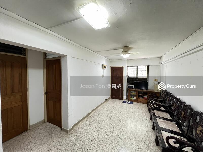 Prop-GPT: HDB Flat: D14 Geylang 101 Aljunied Crescent