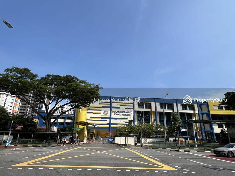 HDB Flat for Sale: Geylang, D14, 380101