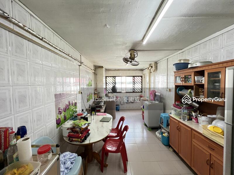 HDB Flat for Sale: Geylang, D14, 380101
