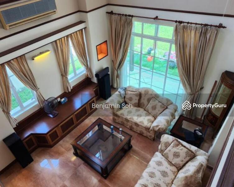 Prop-GPT: Semi-Detached: D14  GREAT LOCATION & PRICED TO SELL SEMI-D