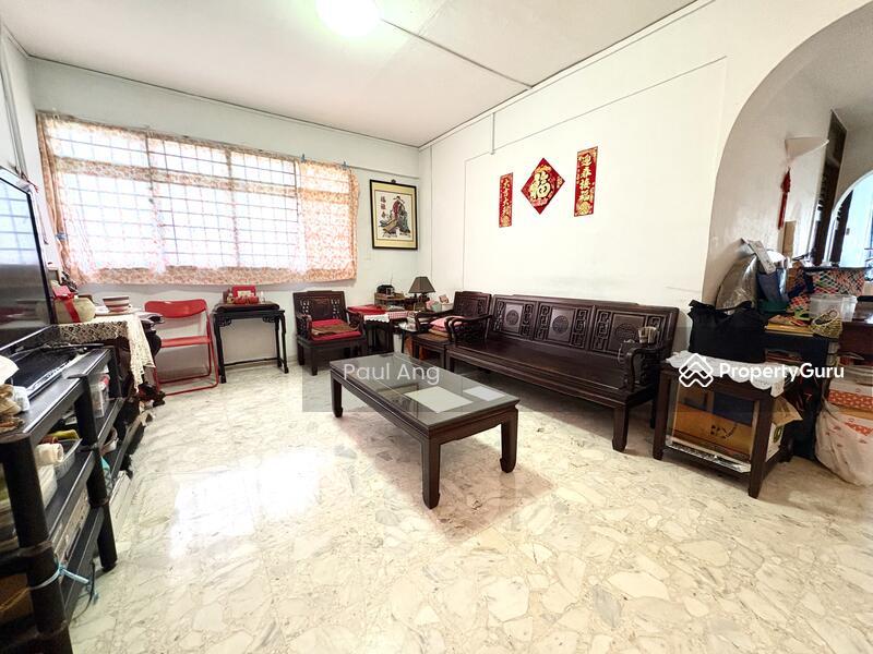 Prop-GPT: HDB Flat: D14 Geylang 51 Sims Drive