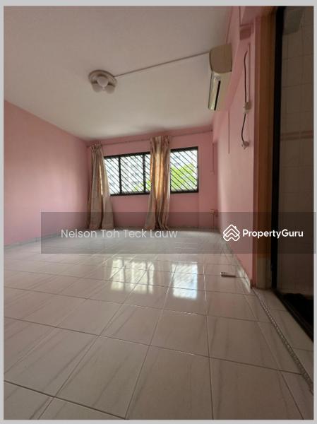 HDB Flat for Sale: D23, 670422