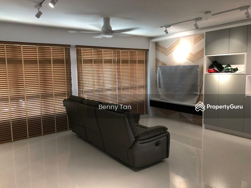 Prop-GPT: HDB Flat: D23 Bukit Batok 435C Bukit Batok West Avenue 5