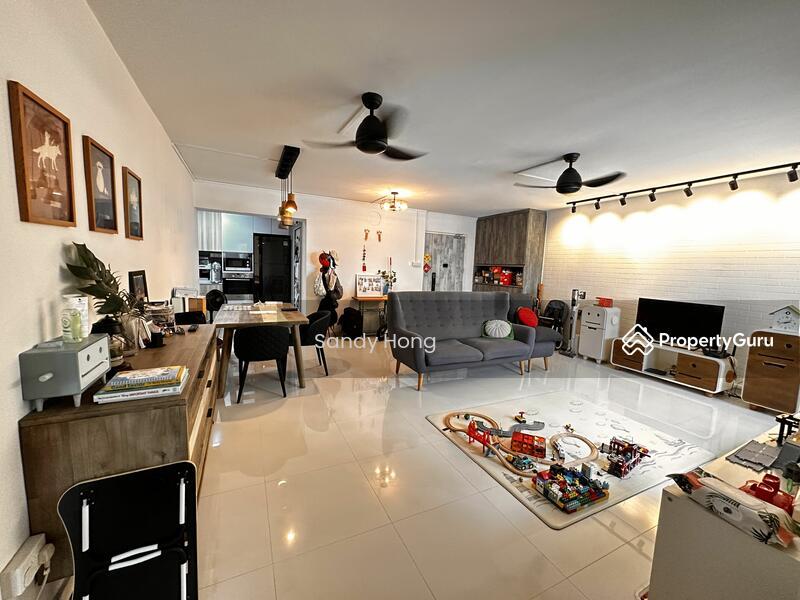 275D Jurong West Street 25: D22 Boon Lay HDB Flat | Prop-GPT the AI-Powered Property Guru