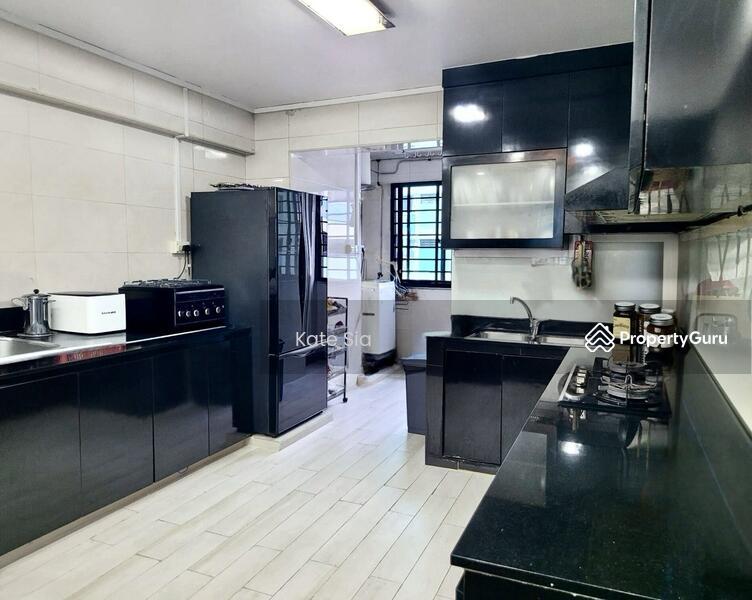 127 Pasir Ris Street 11