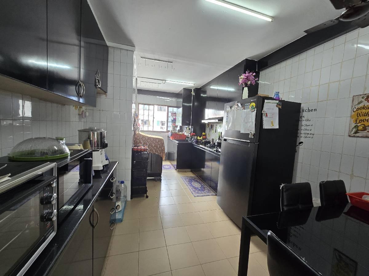 Blk 250 Bangkit Road
250 Bangkit  HDB Apartment For Sale, $480,000, 2 Bed 2 Bath 797 sqft $602.00 psf