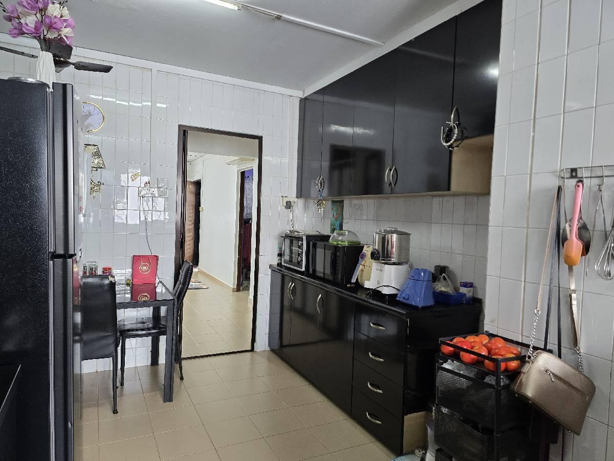 Blk 250 Bangkit Road
250 Bangkit  HDB Apartment For Sale, $480,000, 2 Bed 2 Bath 797 sqft $602.00 psf