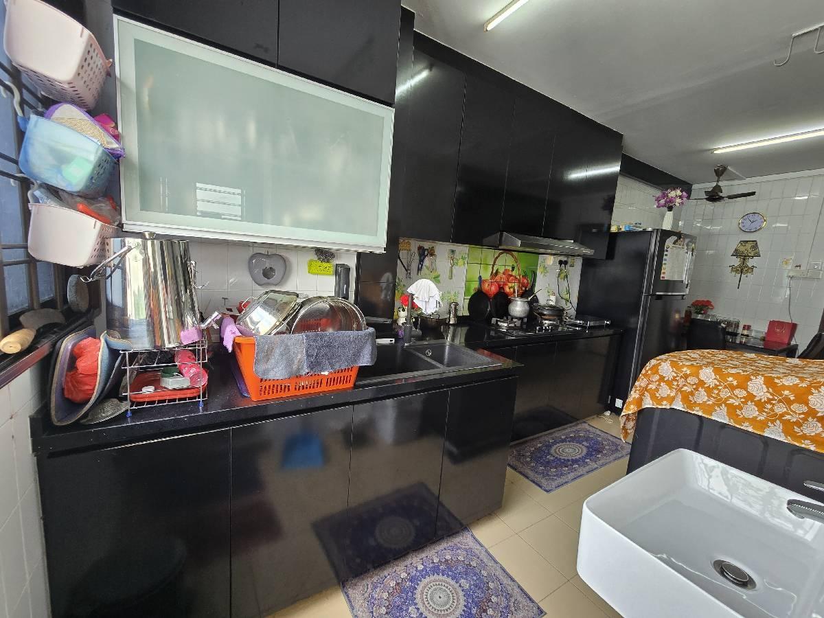 Blk 250 Bangkit Road
250 Bangkit  HDB Apartment For Sale, $480,000, 2 Bed 2 Bath 797 sqft $602.00 psf