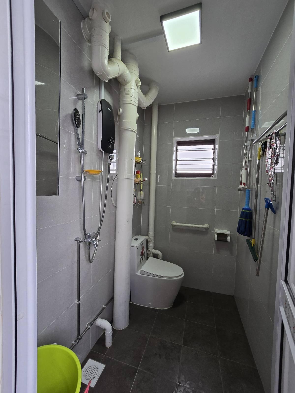 Blk 250 Bangkit Road
250 Bangkit  HDB Apartment For Sale, $480,000, 2 Bed 2 Bath 797 sqft $602.00 psf