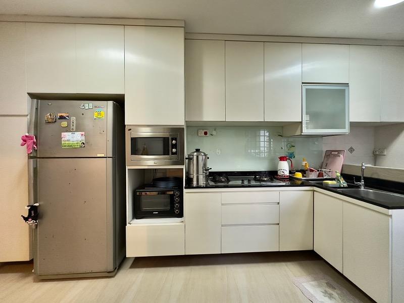 HDB Apartment for Sale: Tiong Bahru, D03, 164119