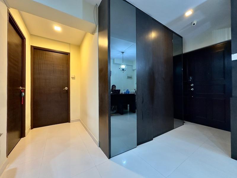 HDB Apartment for Sale: Tiong Bahru, D03, 164119
