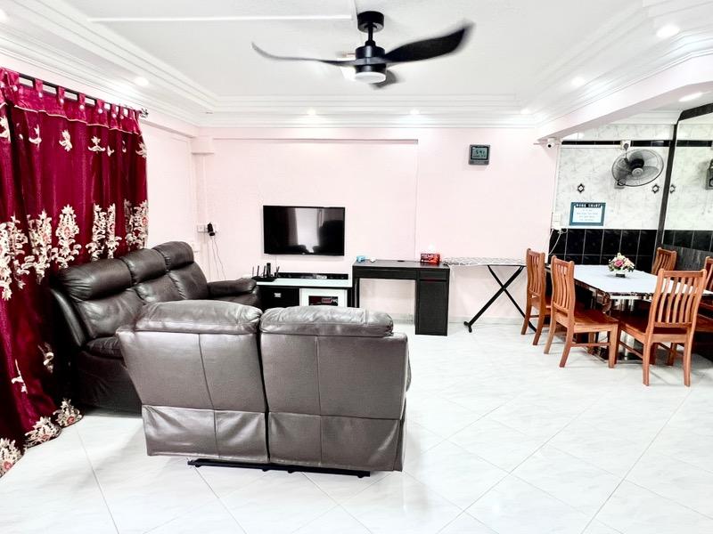 Prop-GPT: HDB Apartment: D16  108 Bedok Reservoir Road