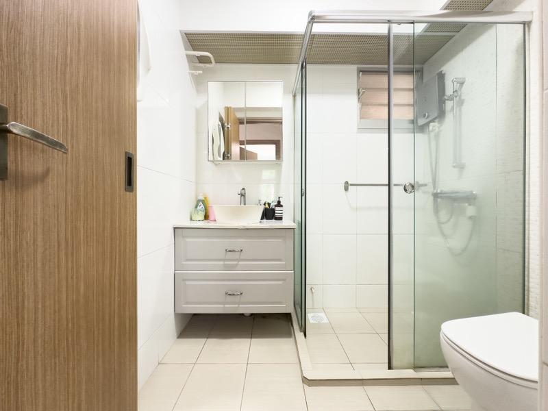 461B Bukit Batok West Avenue 8 HDB Apartment For Sale, $799,999, 3 Bed 2 Bath 1,227 sqft $652.00 psf