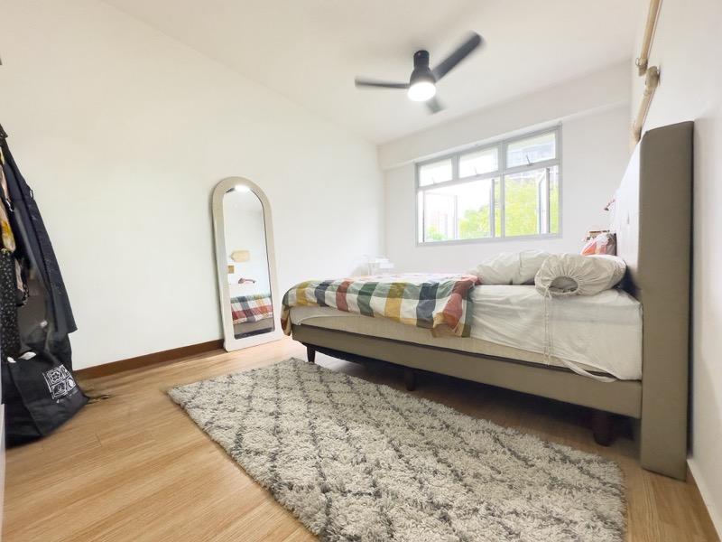 461B Bukit Batok West Avenue 8 HDB Apartment For Sale, $799,999, 3 Bed 2 Bath 1,227 sqft $652.00 psf