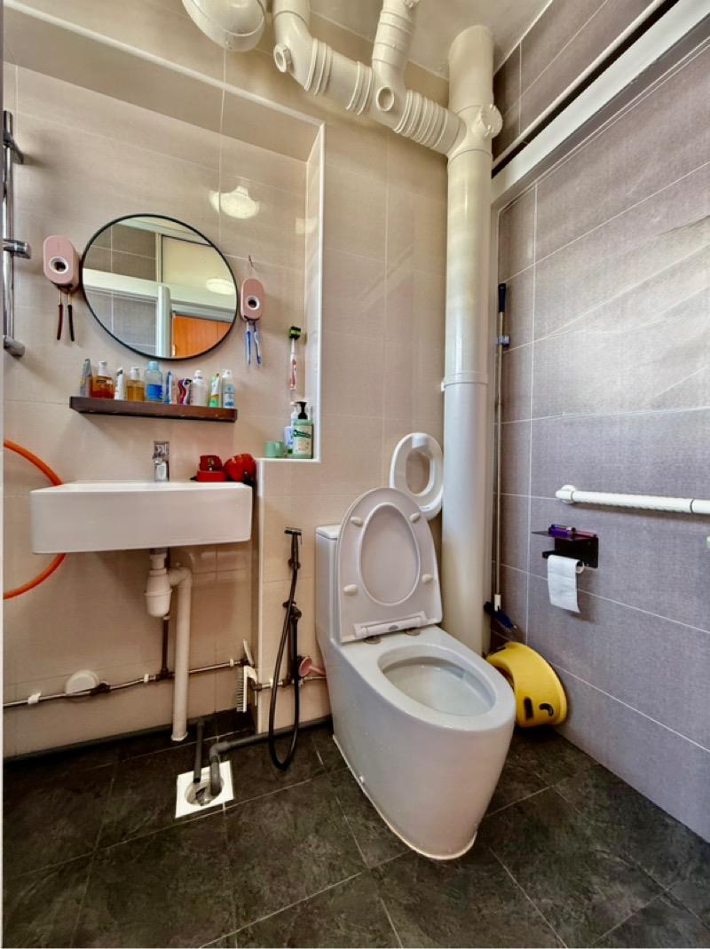 950 Jurong West Street 91 HDB Apartment For Sale, $500,000, 3 Bed 2 Bath 1,130 sqft $442.00 psf