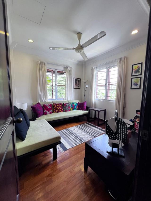 Rare Corner Terrace at Serangoon Gardens Corner Terrace For Sale, $5,500,000, 5 Bed 4 Bath 2,222 sqft $1,719.00 psf